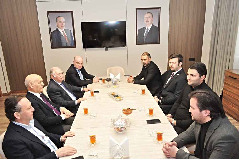 Rauf Denktaş Universiteti ilə Odlar Yurdu Universiteti arasında əməkdaşlıq görüşü